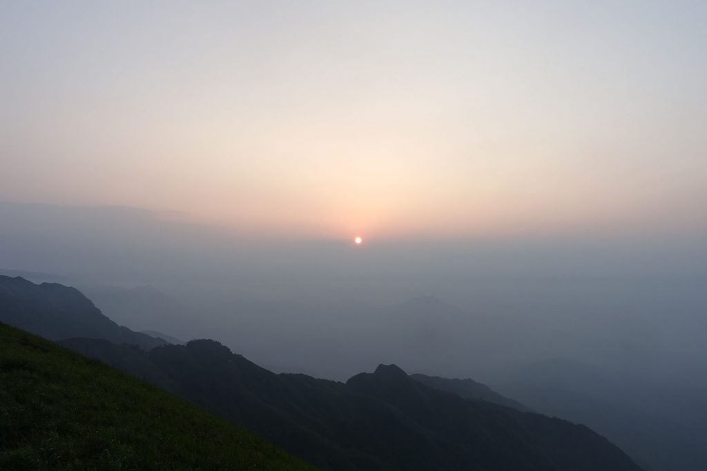 武功山日出