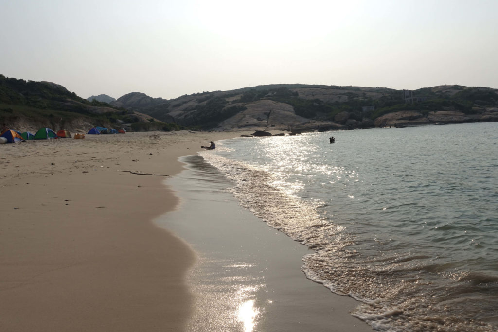 庙湾岛下午的海滩